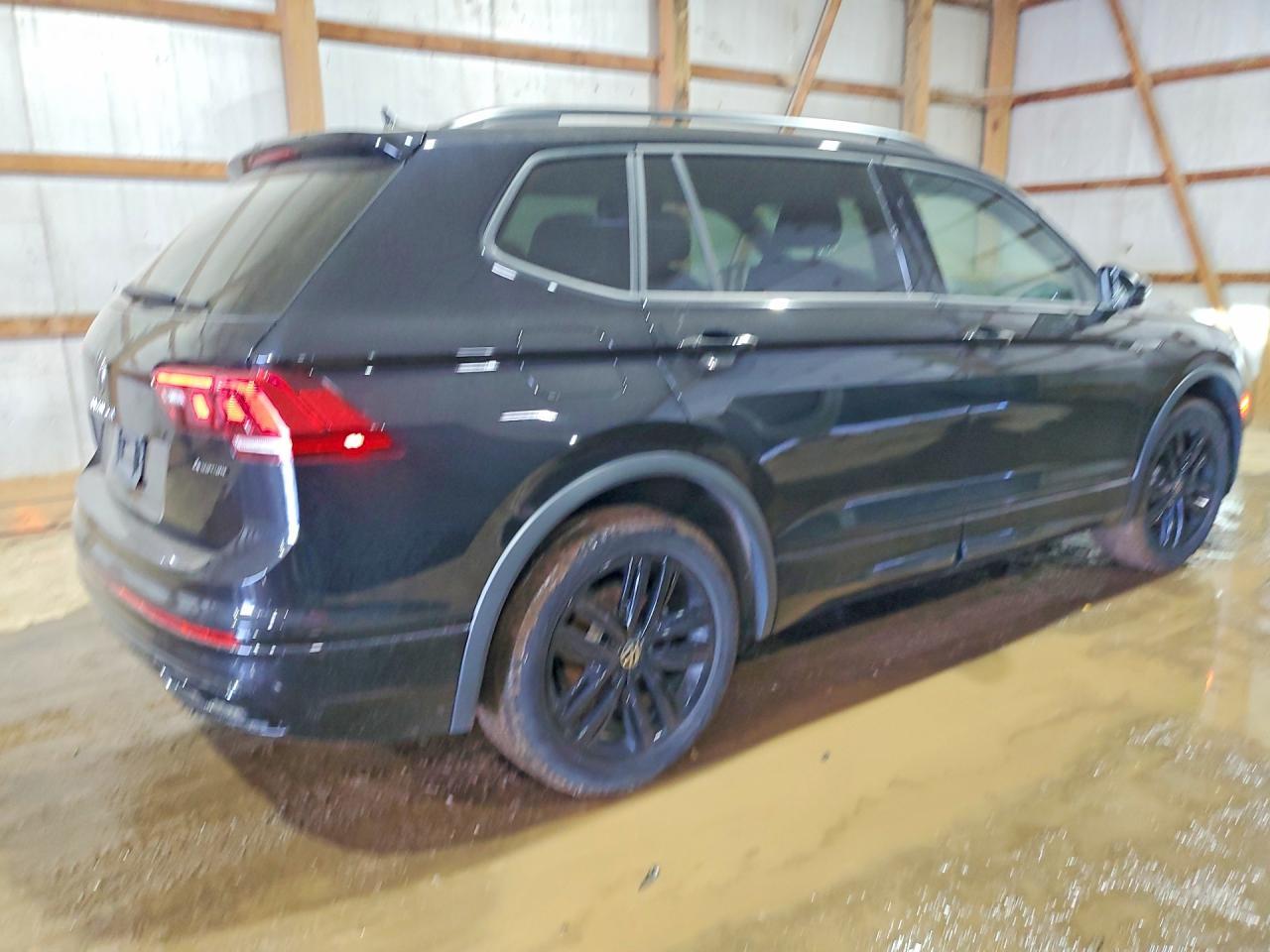 2022 Volkswagen Tiguan Se R-Line Black - zdjęcie 3
