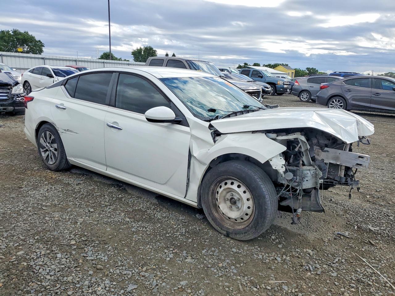 2019 Nissan Altima 2.5 S - zdjęcie 4