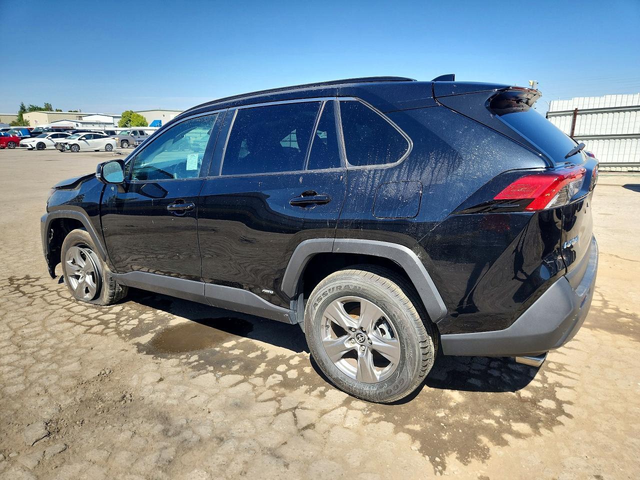 2024 Toyota Rav4 Hybrid Xle - zdjęcie 2