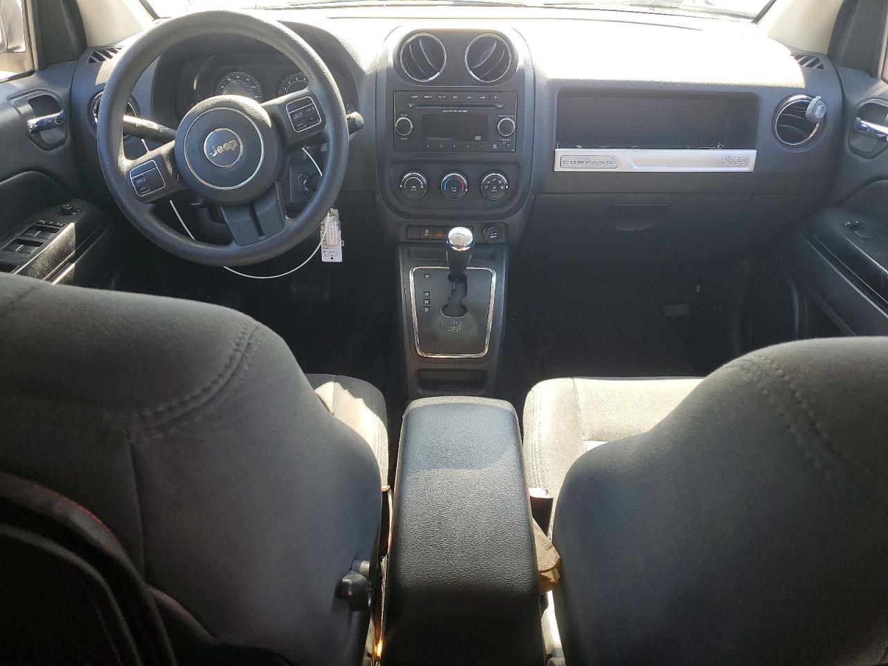 2015 Jeep Compass Sport - zdjęcie 8