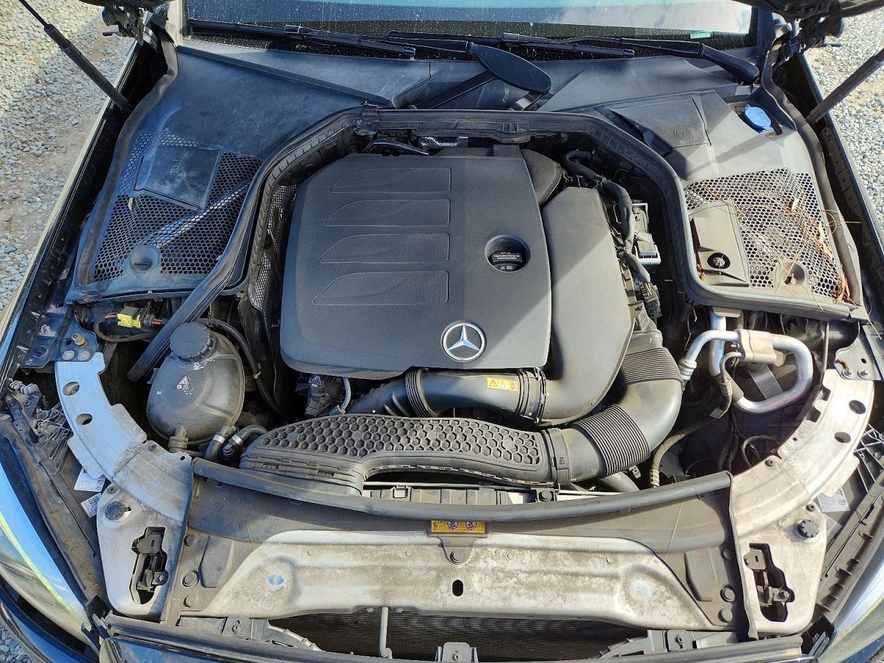 2021 Mercedes-Benz C 300 - zdjęcie 11