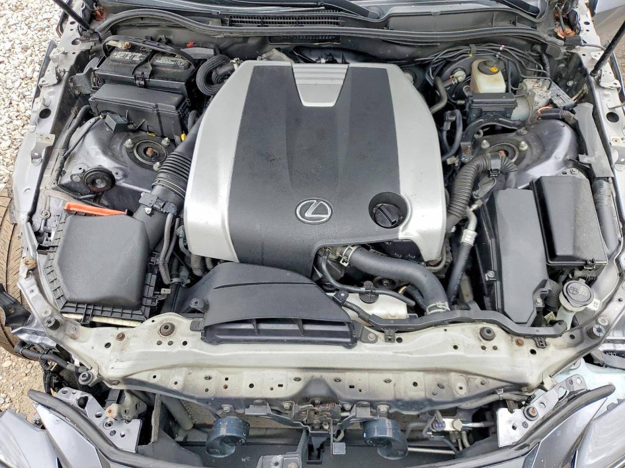 2016 Lexus Is 300 - zdjęcie 11