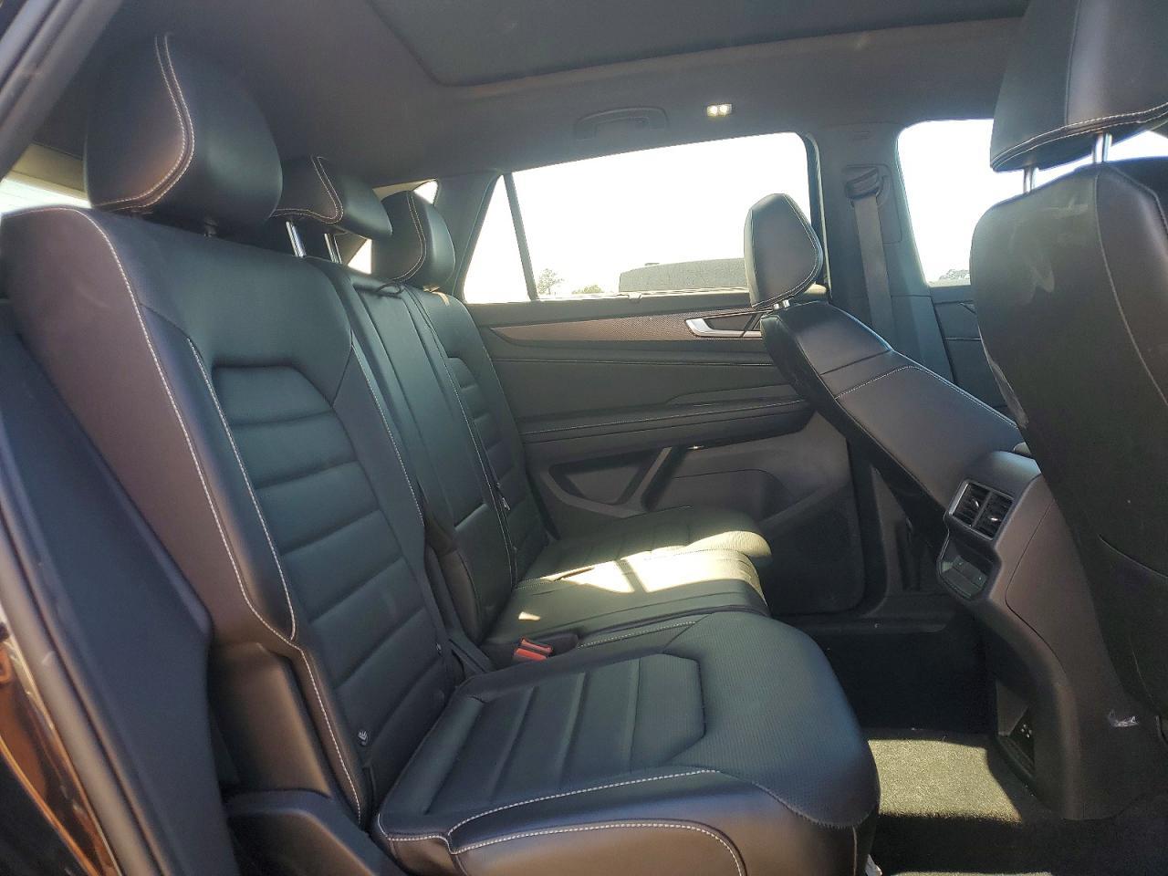 2024 Volkswagen Atlas Cross Sport Sel R-Line - zdjęcie 11