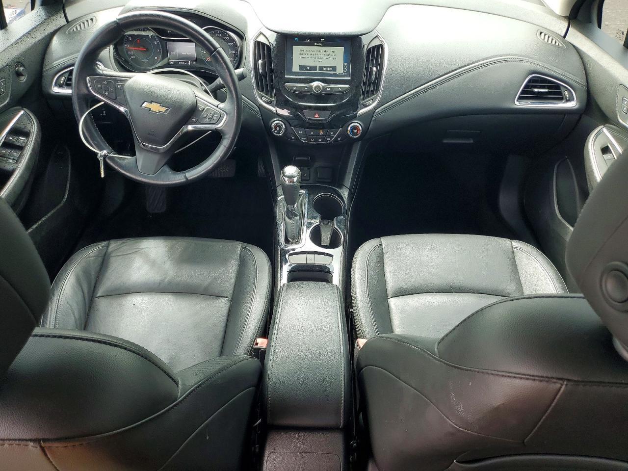 2017 Chevrolet Cruze Premier - zdjęcie 8