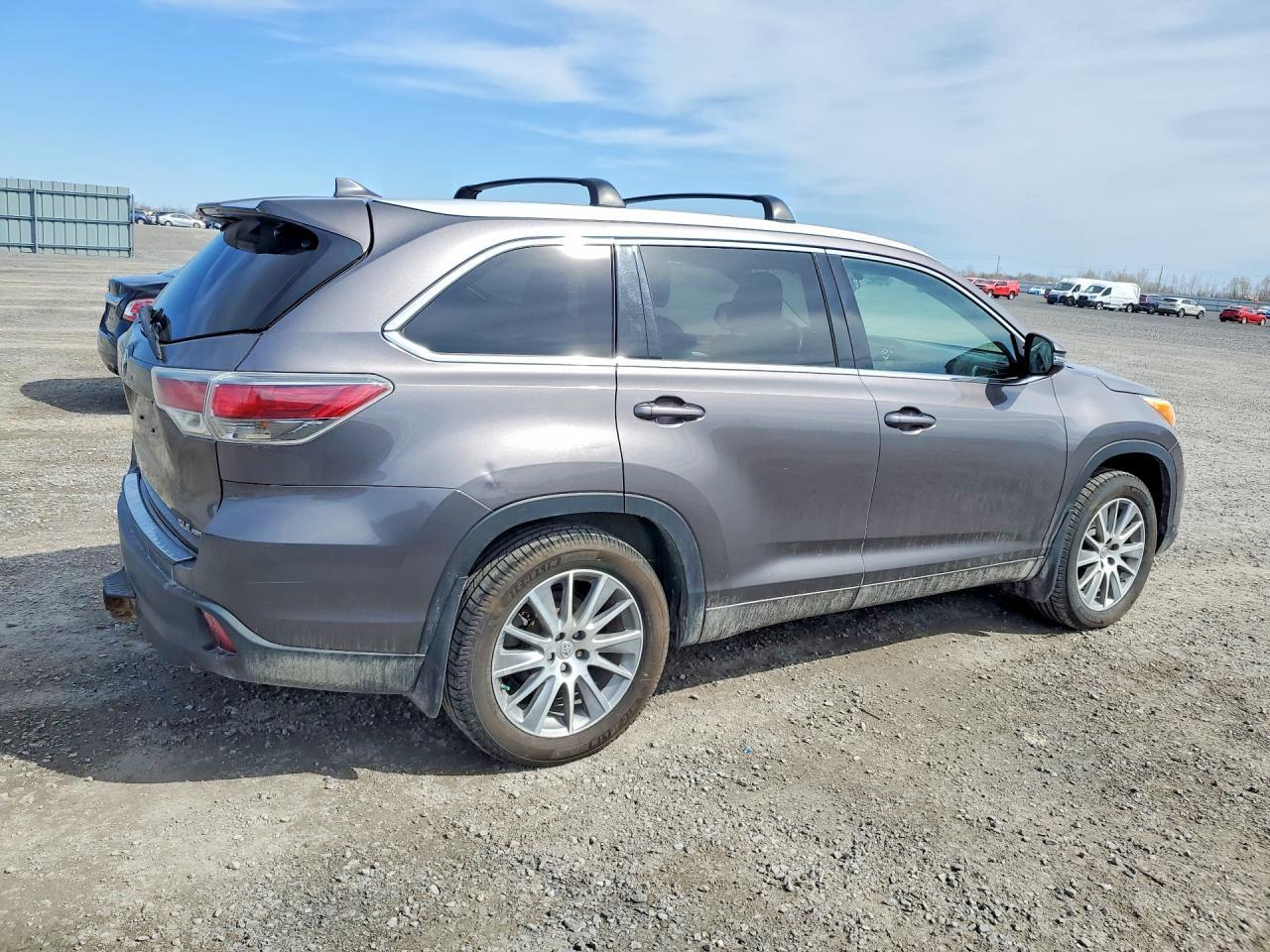 2015 Toyota Highlander Xle - zdjęcie 3