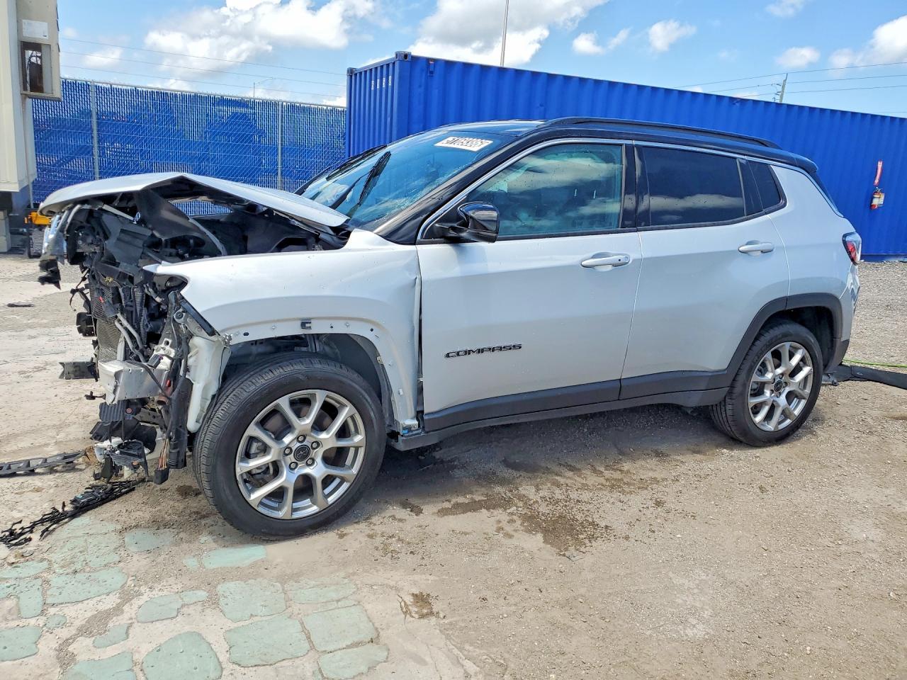 2025 Jeep Compass Limited - zdjęcie główne