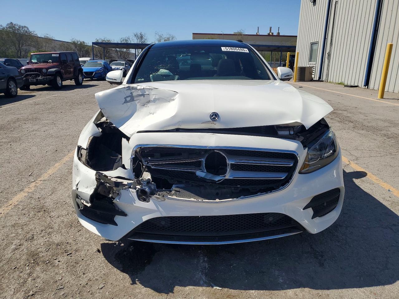 2019 Mercedes-Benz E 300 - zdjęcie 5