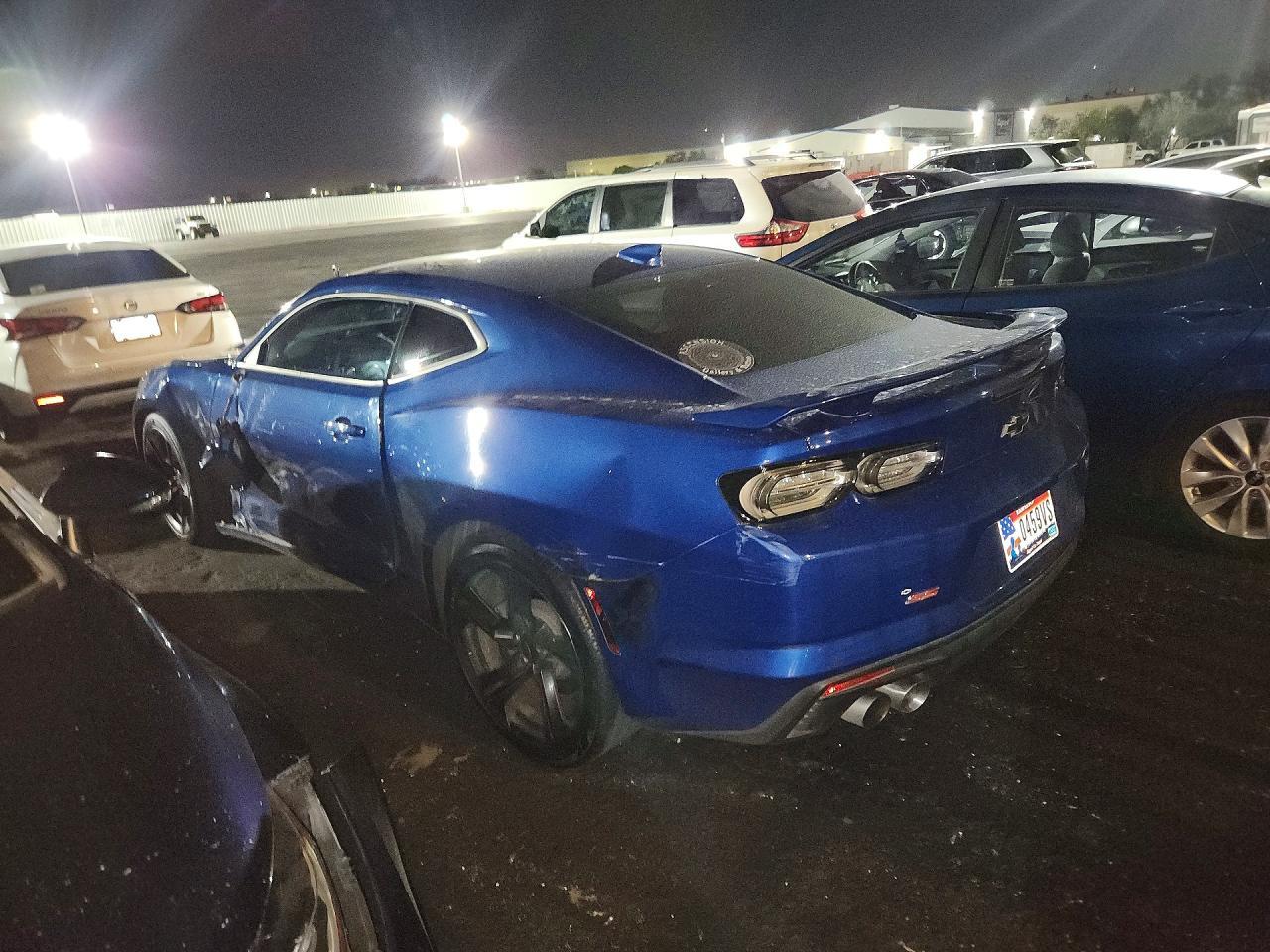 2023 Chevrolet Camaro Lt1 - zdjęcie 2
