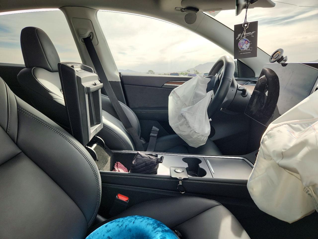 2023 Tesla Model Y - zdjęcie 8