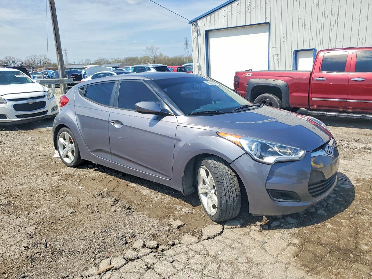 2015 Hyundai Veloster Base - zdjęcie 4