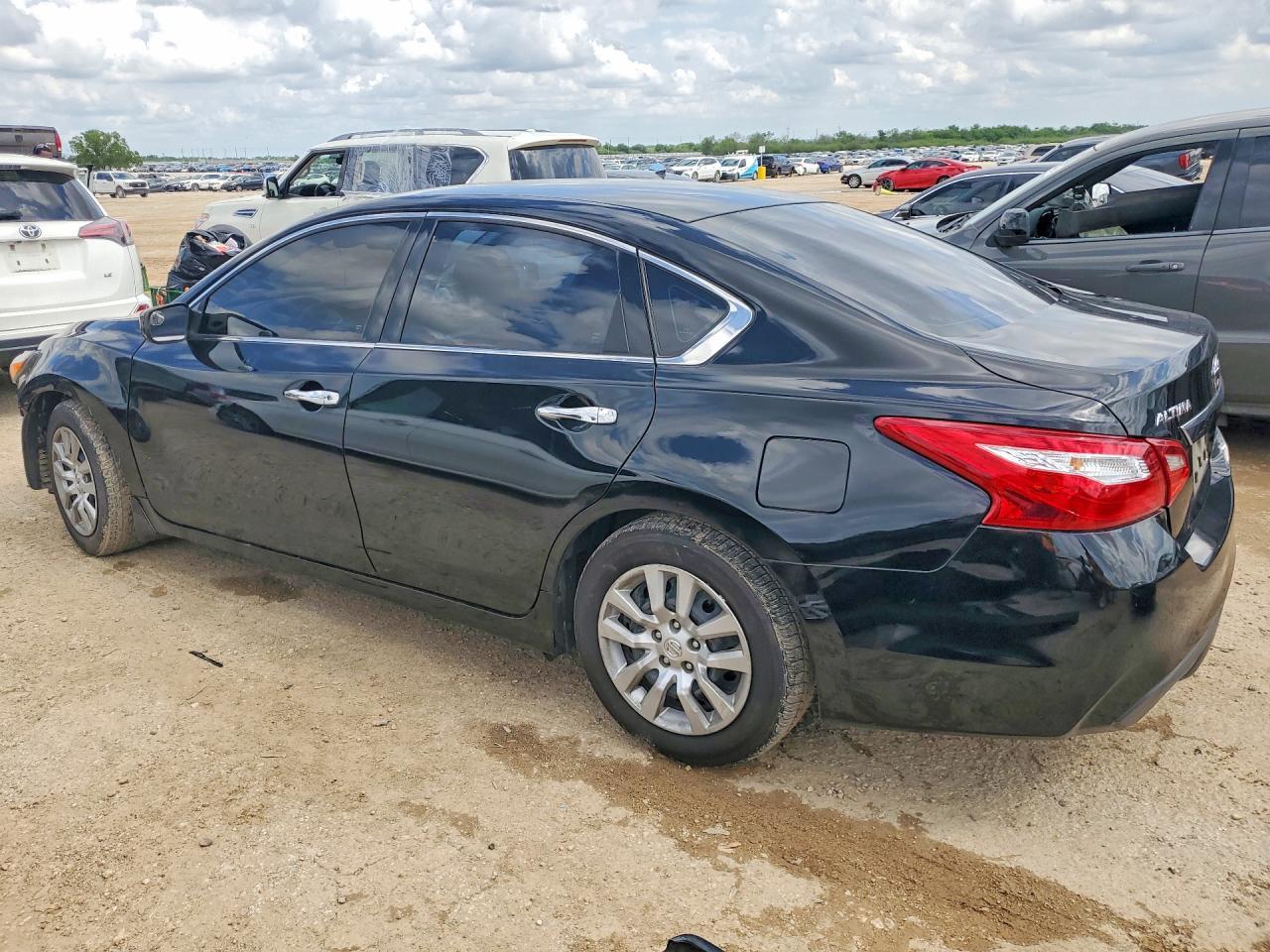 2016 Nissan Altima 2.5 S - zdjęcie 2