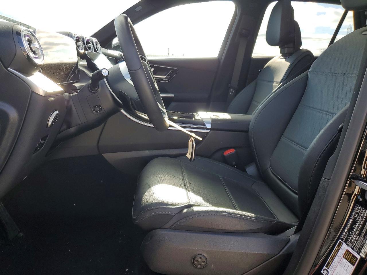 2025 Mercedes-Benz Glc 300 4Matic - zdjęcie 7