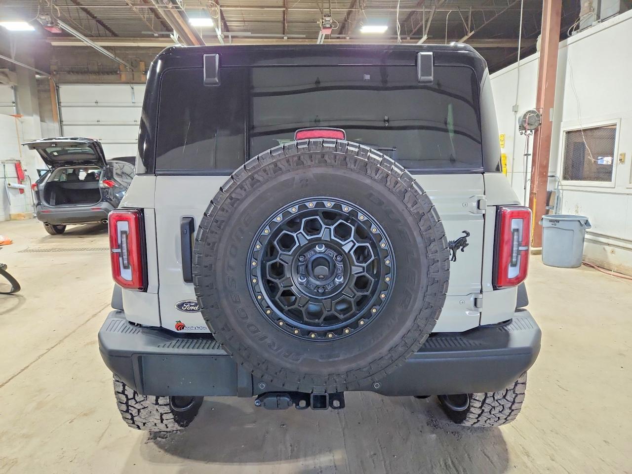 2025 Ford Bronco Badlands - zdjęcie 6