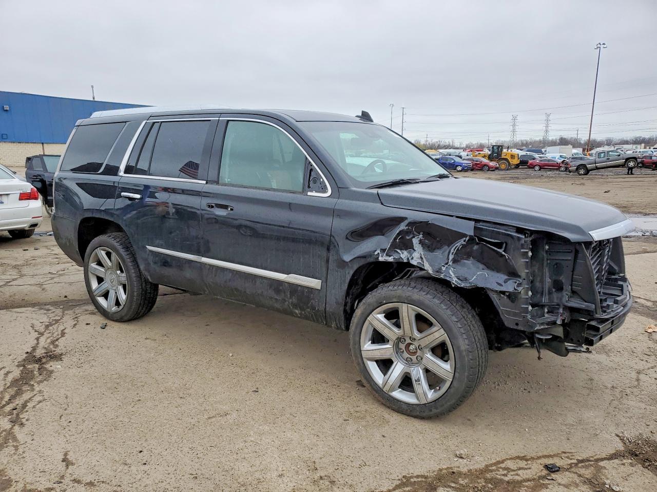 2018 Cadillac Escalade Luxury - zdjęcie 4