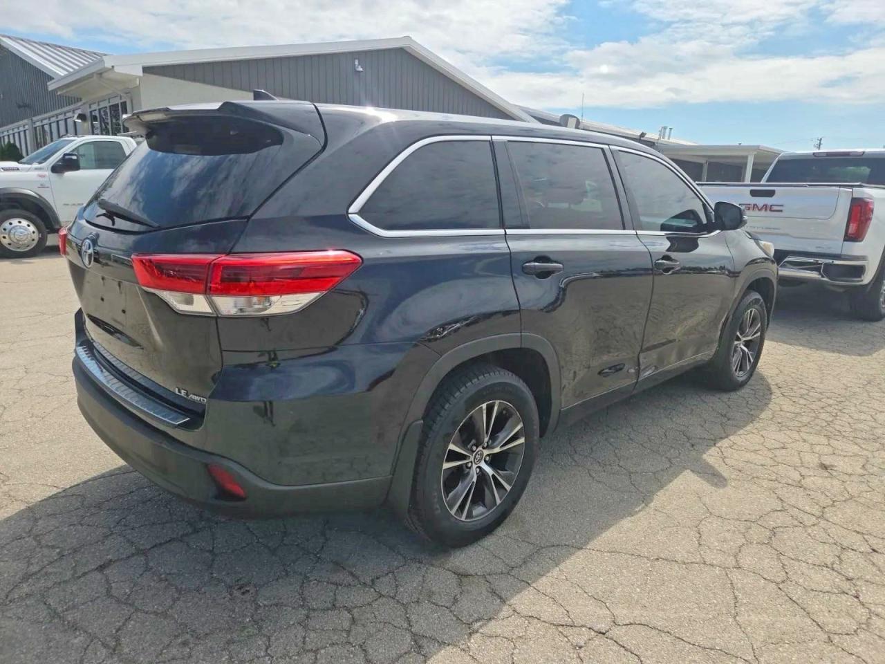 Toyota Highlander - zdjęcie 4