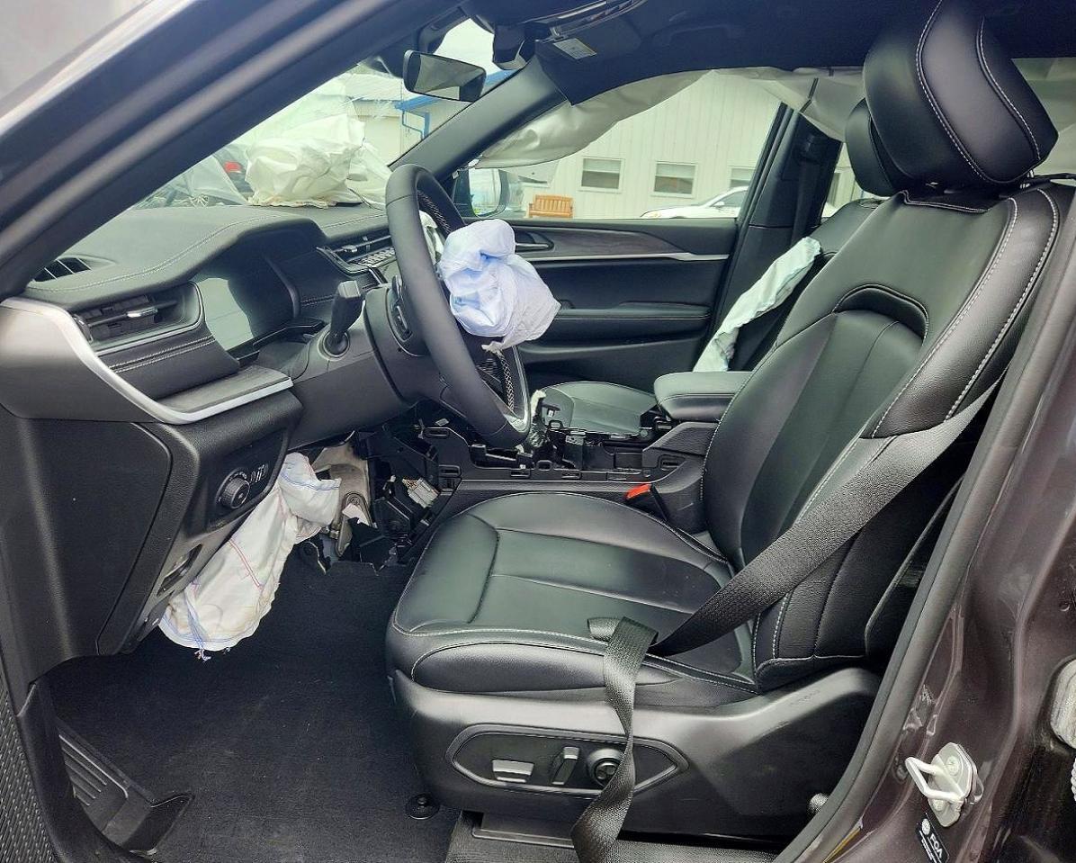 2025 Jeep Grand Cherokee L Limited - zdjęcie 7