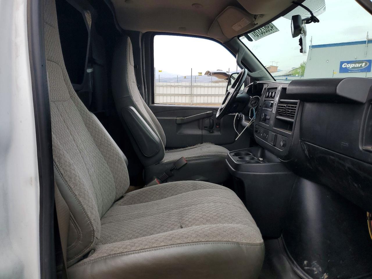 2018 Chevrolet Express G2500 4Lt - zdjęcie 10