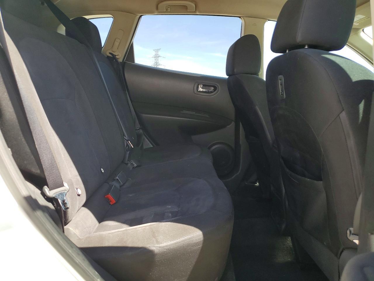2013 Nissan Rogue S - zdjęcie 11