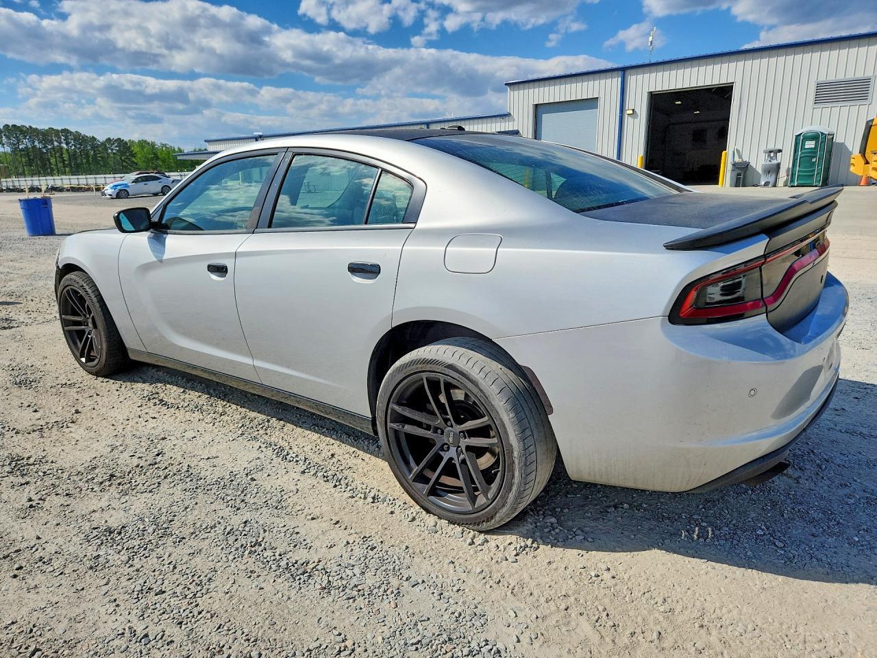 2019 Dodge Charger Police - zdjęcie 2