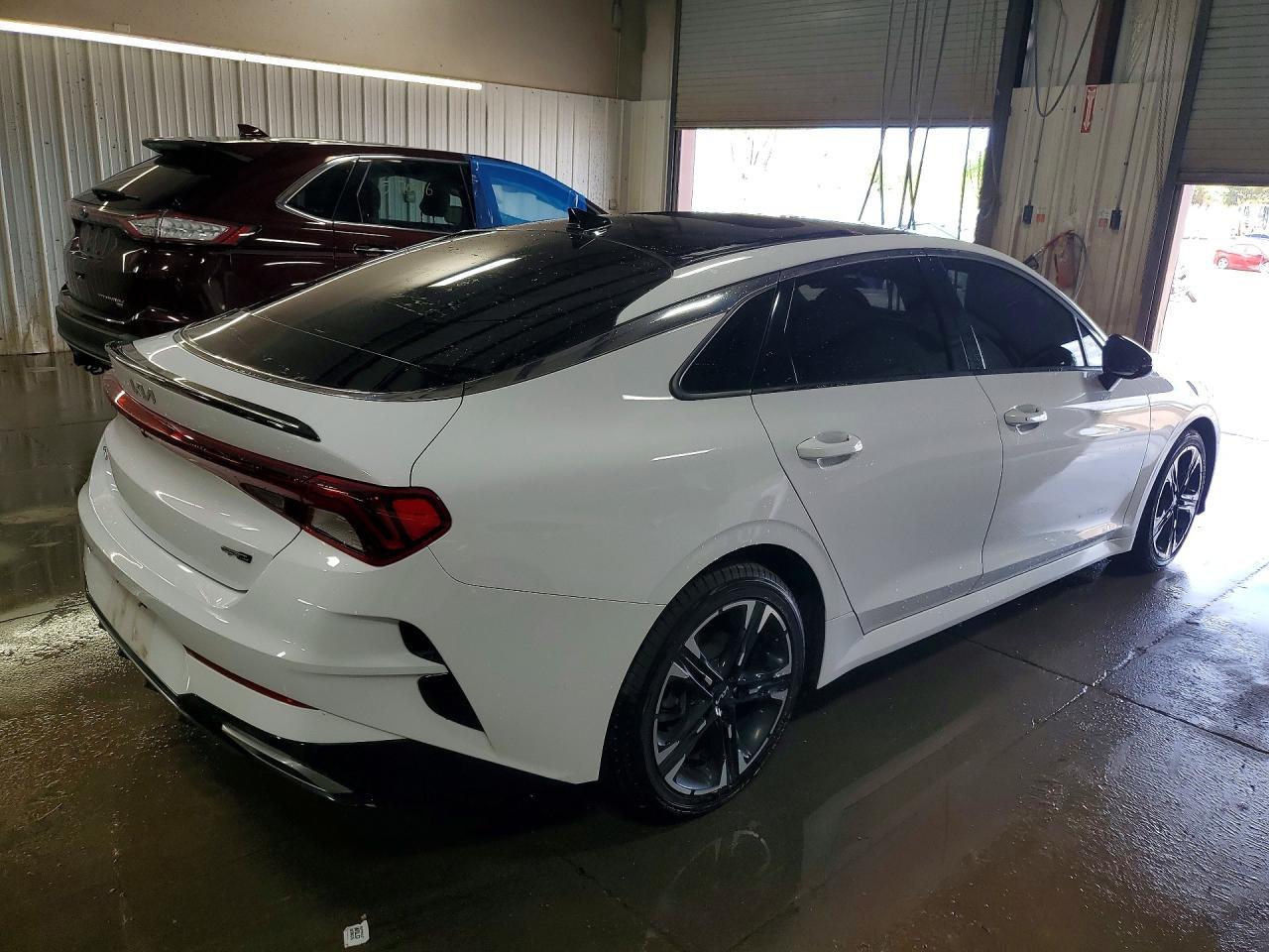 2022 Kia K5 Gt Line - zdjęcie 3