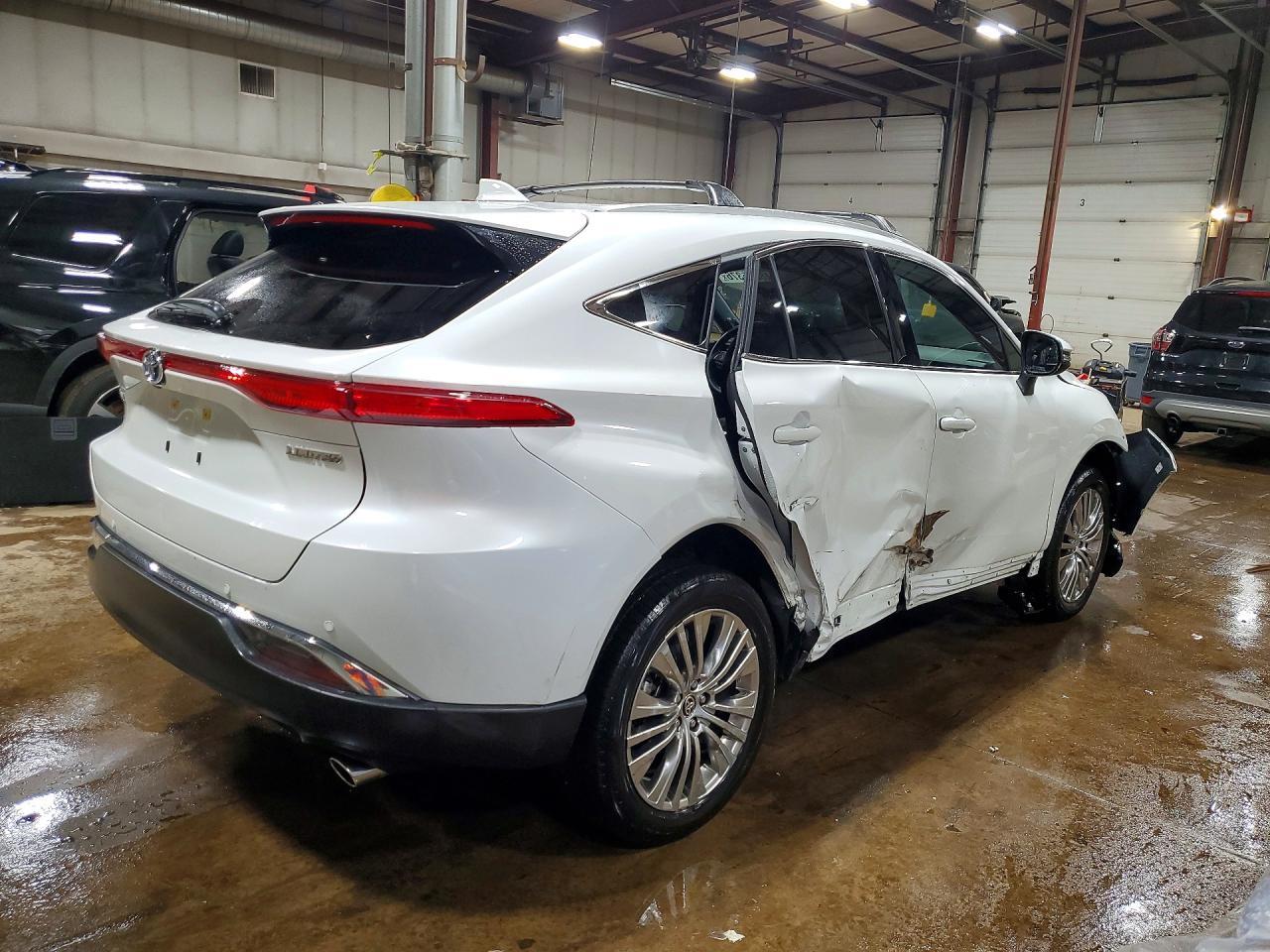 2023 Toyota Venza Limited - zdjęcie 3