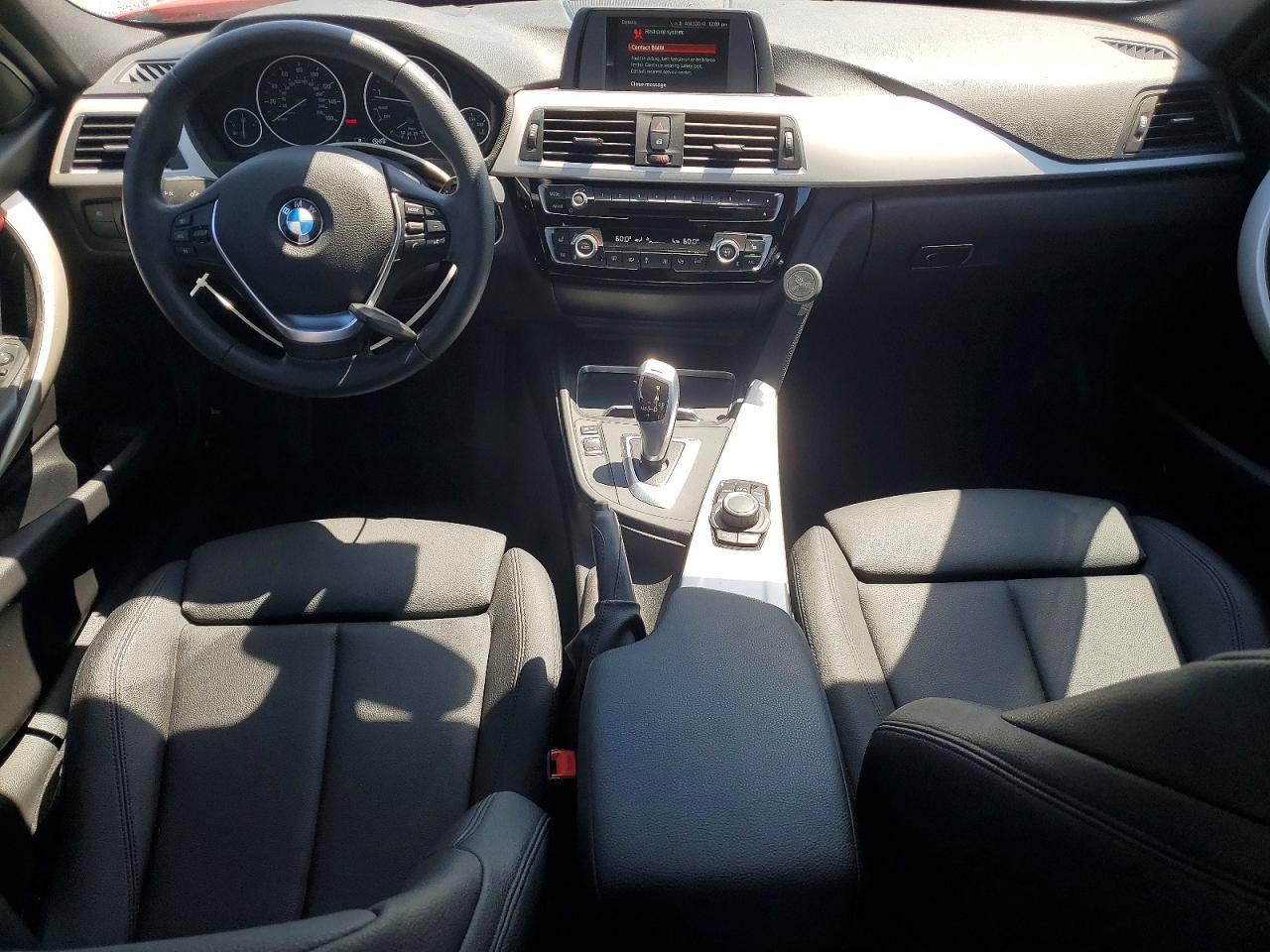 2018 BMW 320 I - zdjęcie 8