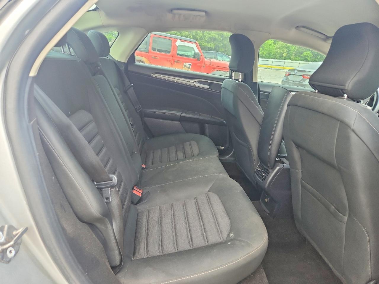 2018 Ford Fusion Se - zdjęcie 10
