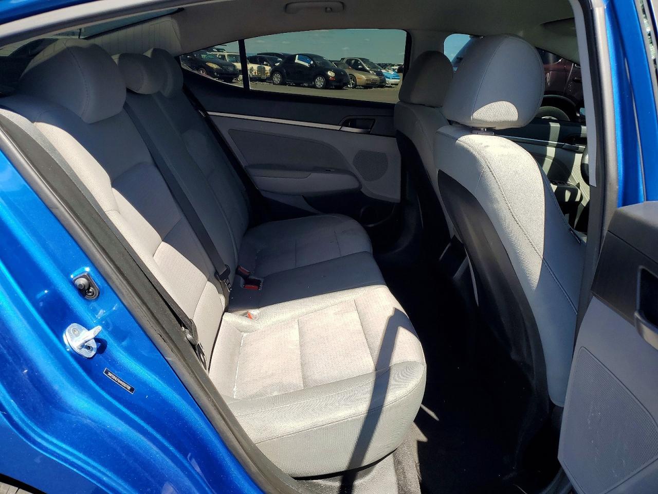 2017 Hyundai Elantra Se - zdjęcie 10