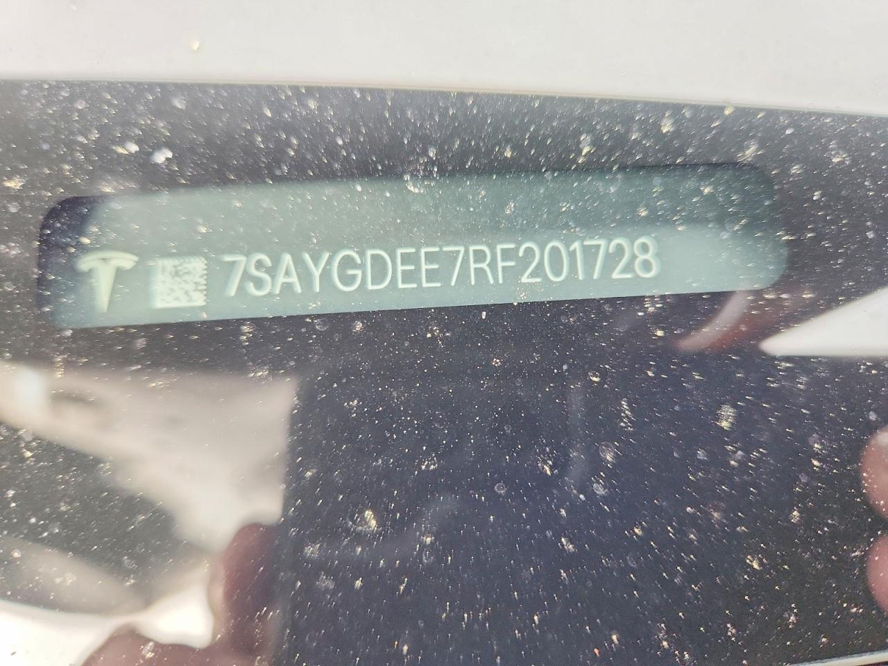2024 Tesla Model Y - zdjęcie 12