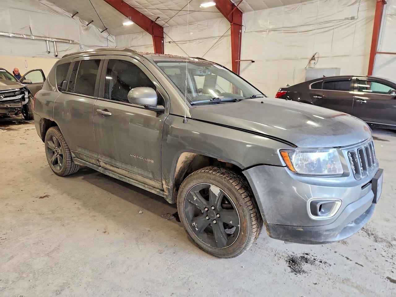 2014 Jeep Compass Limited - zdjęcie 4