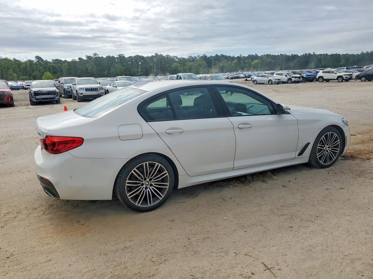 2019 BMW 540 Xi - zdjęcie 3