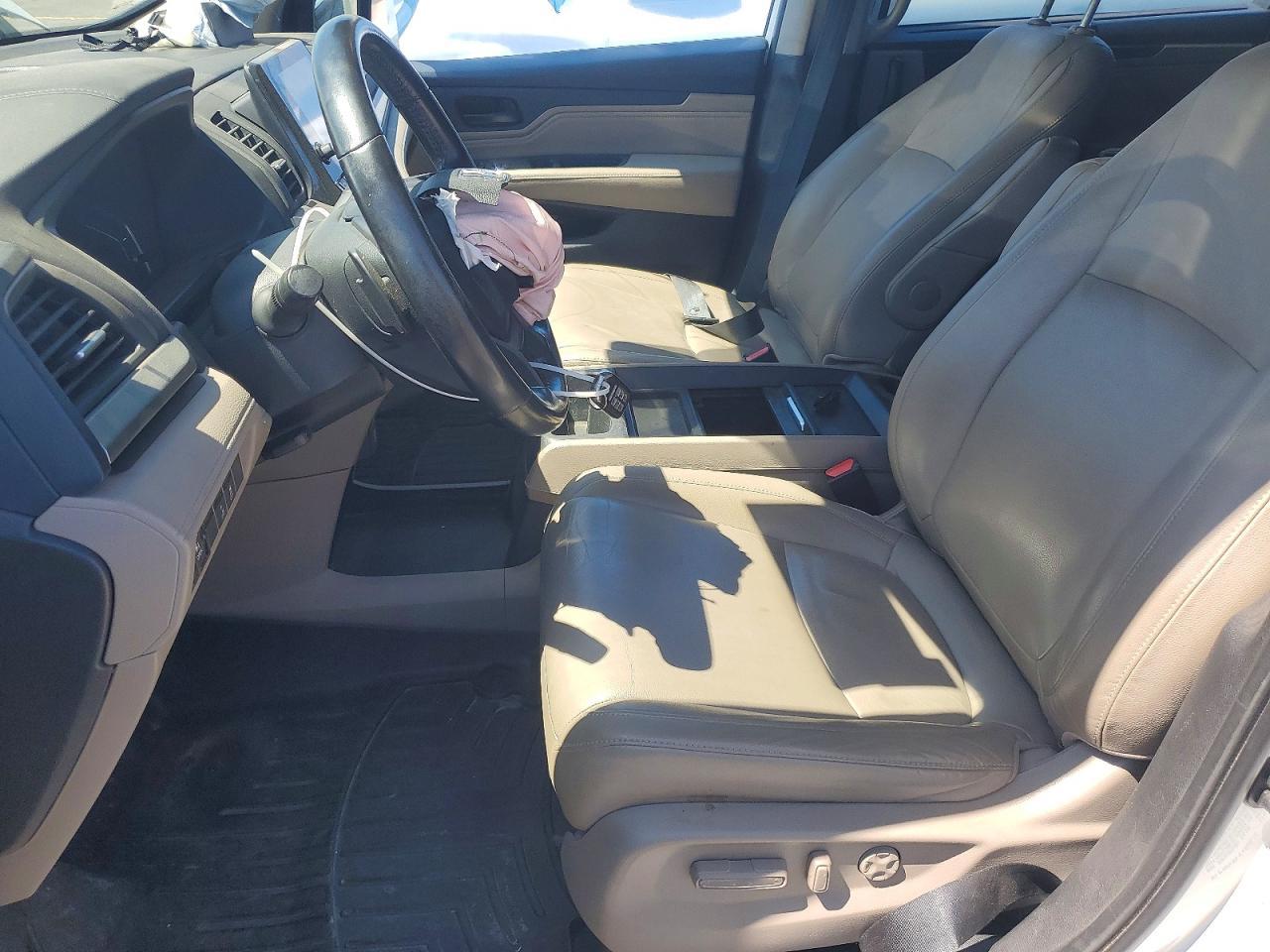 2020 Honda Odyssey Touring - zdjęcie 7