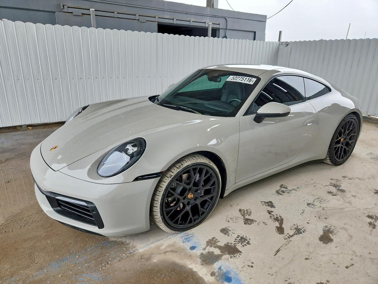2023 Porsche 911 Carrera - zdjęcie główne