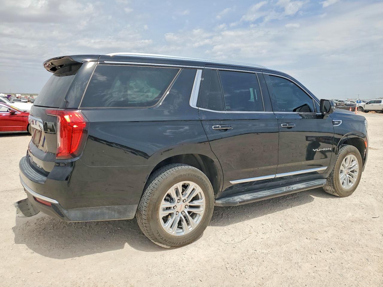 2021 GMC Yukon Elevation - zdjęcie 3