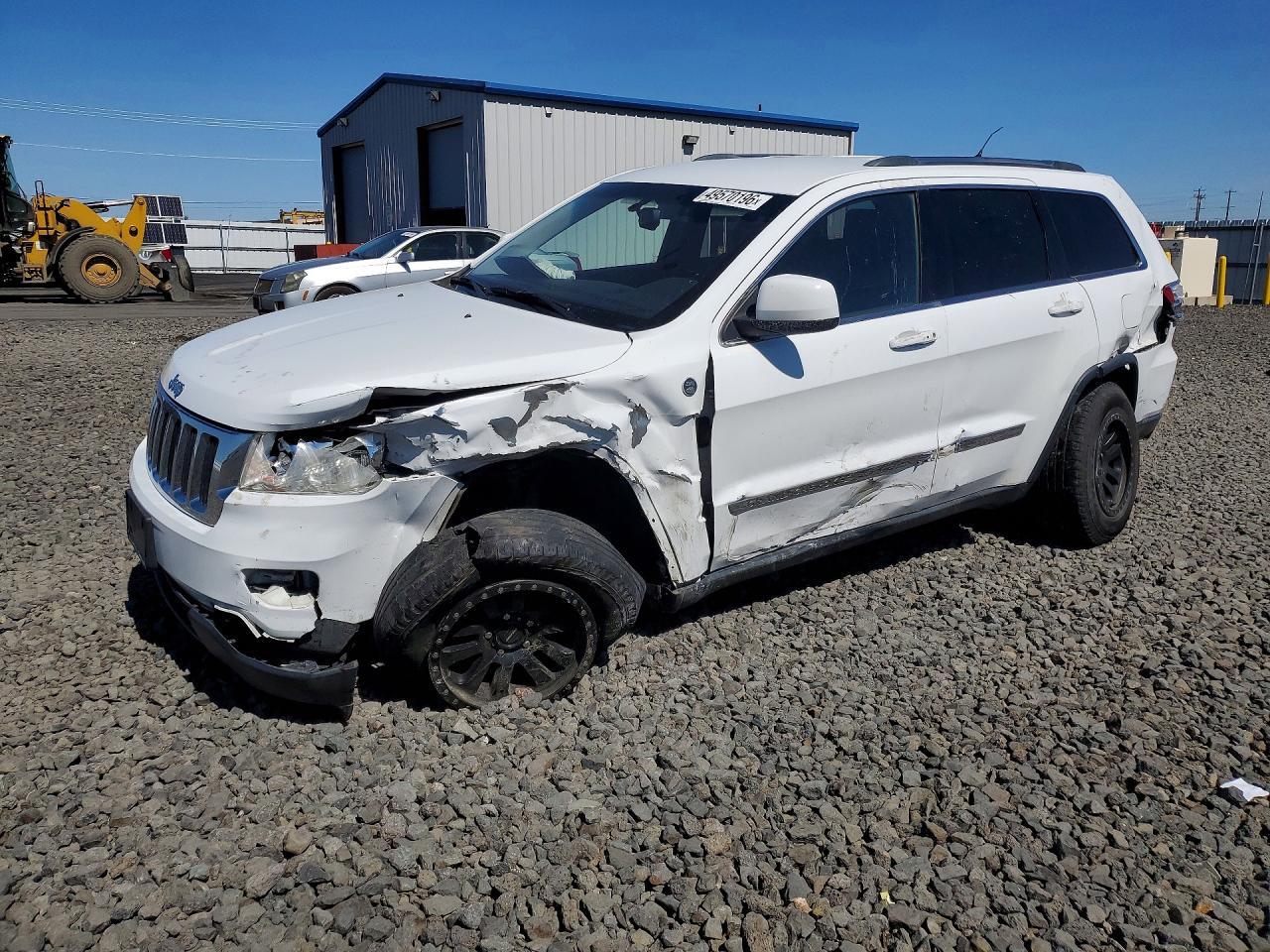 2013 Jeep Grand Cherokee Laredo - zdjęcie główne