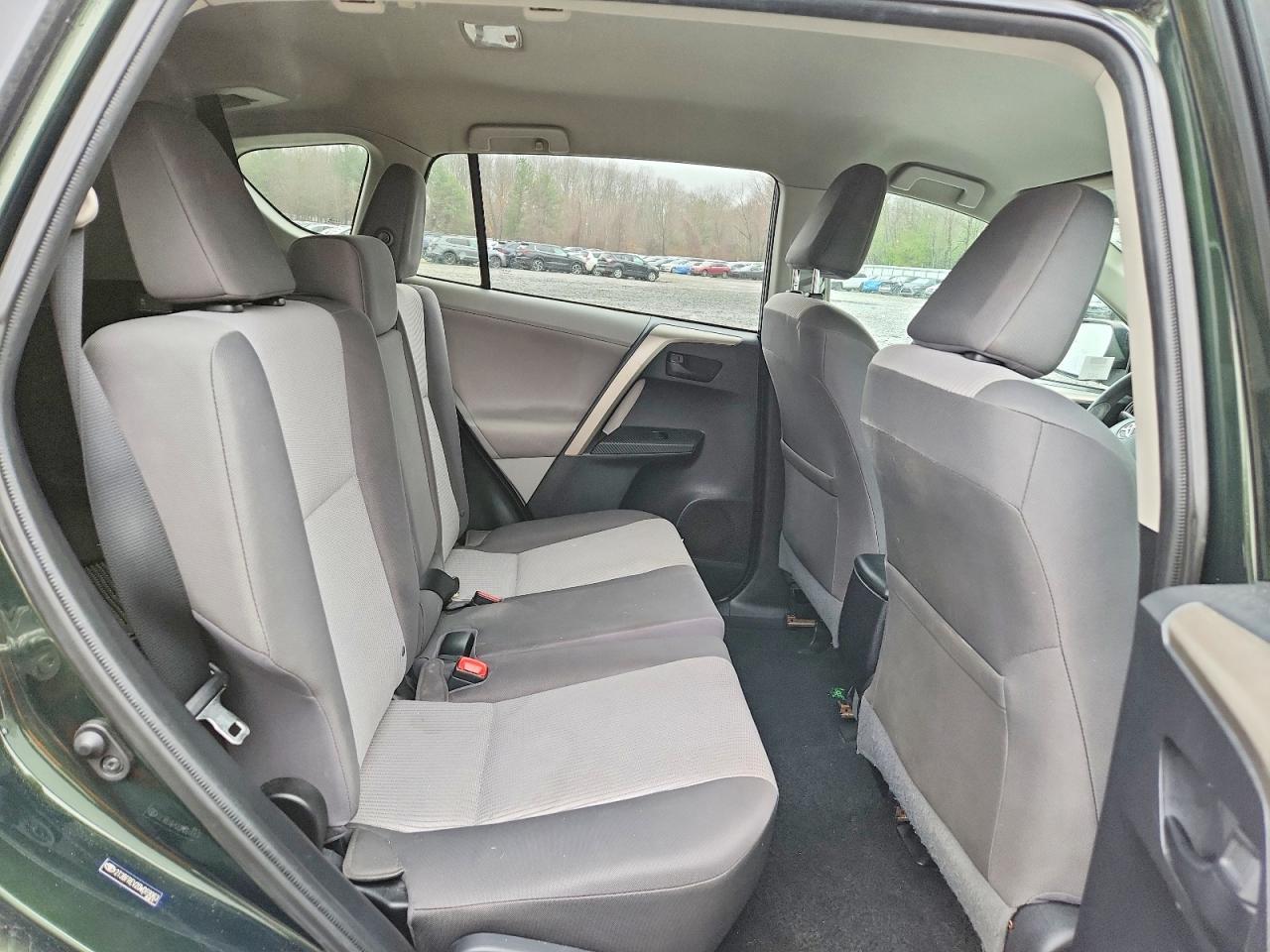 2013 Toyota Rav4 Le - zdjęcie 11