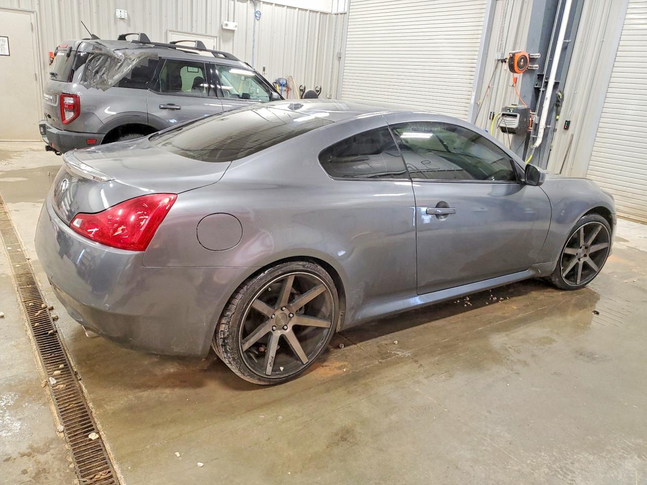 2014 Infiniti Q60 Coupe Journey - zdjęcie 3