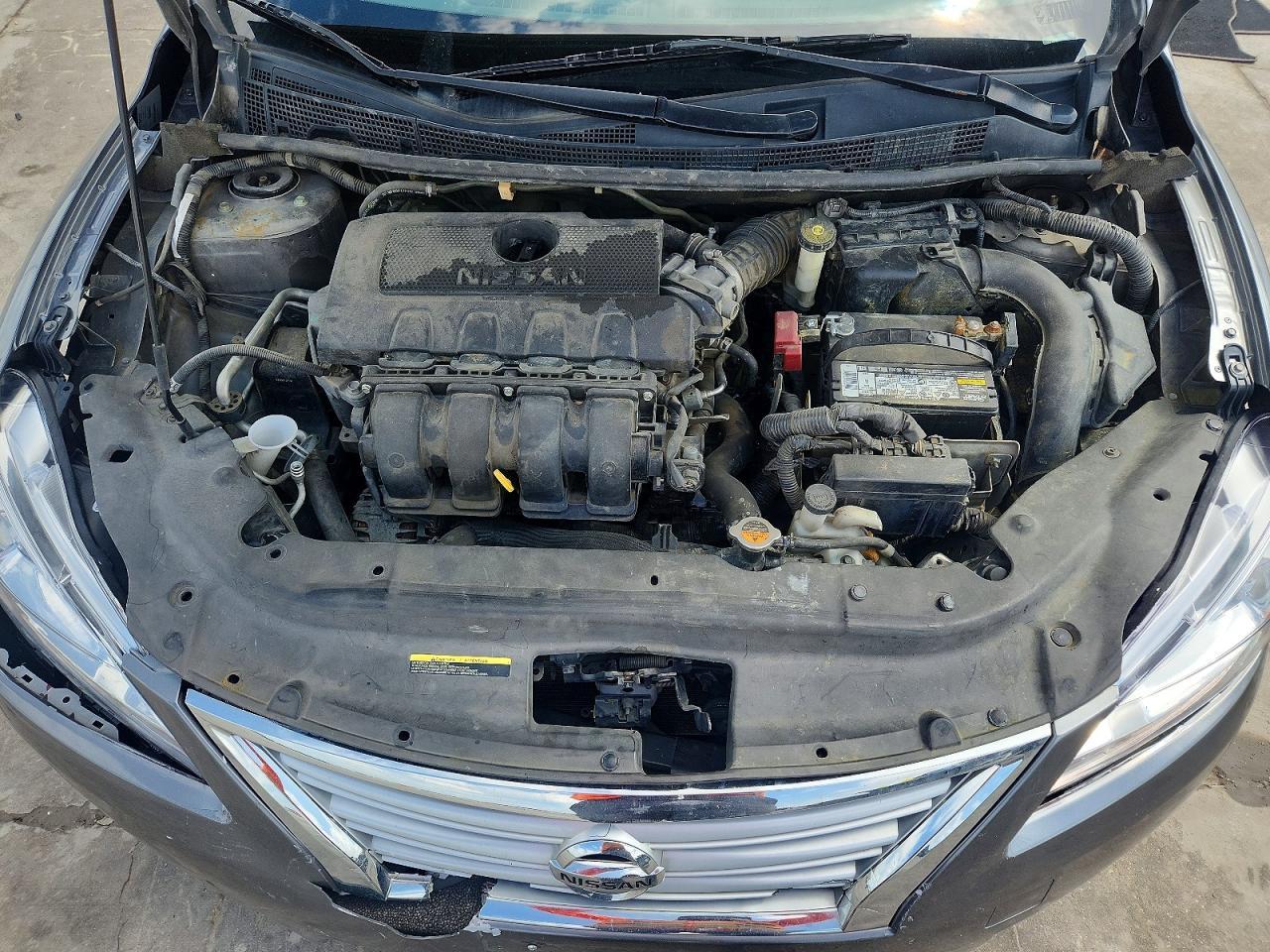 2015 Nissan Sentra S - zdjęcie 11
