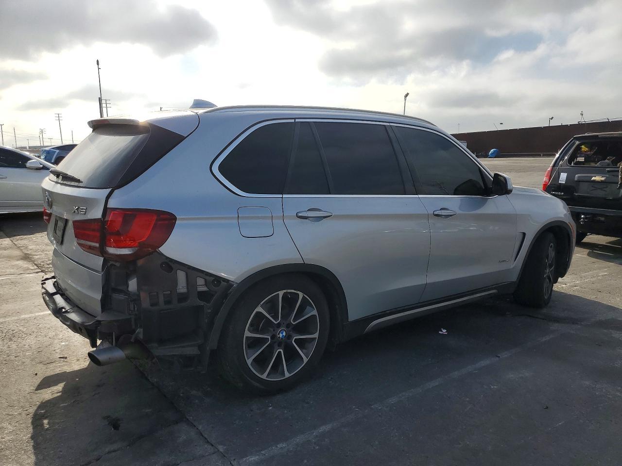 2017 BMW X5 xDrive35I - zdjęcie 3