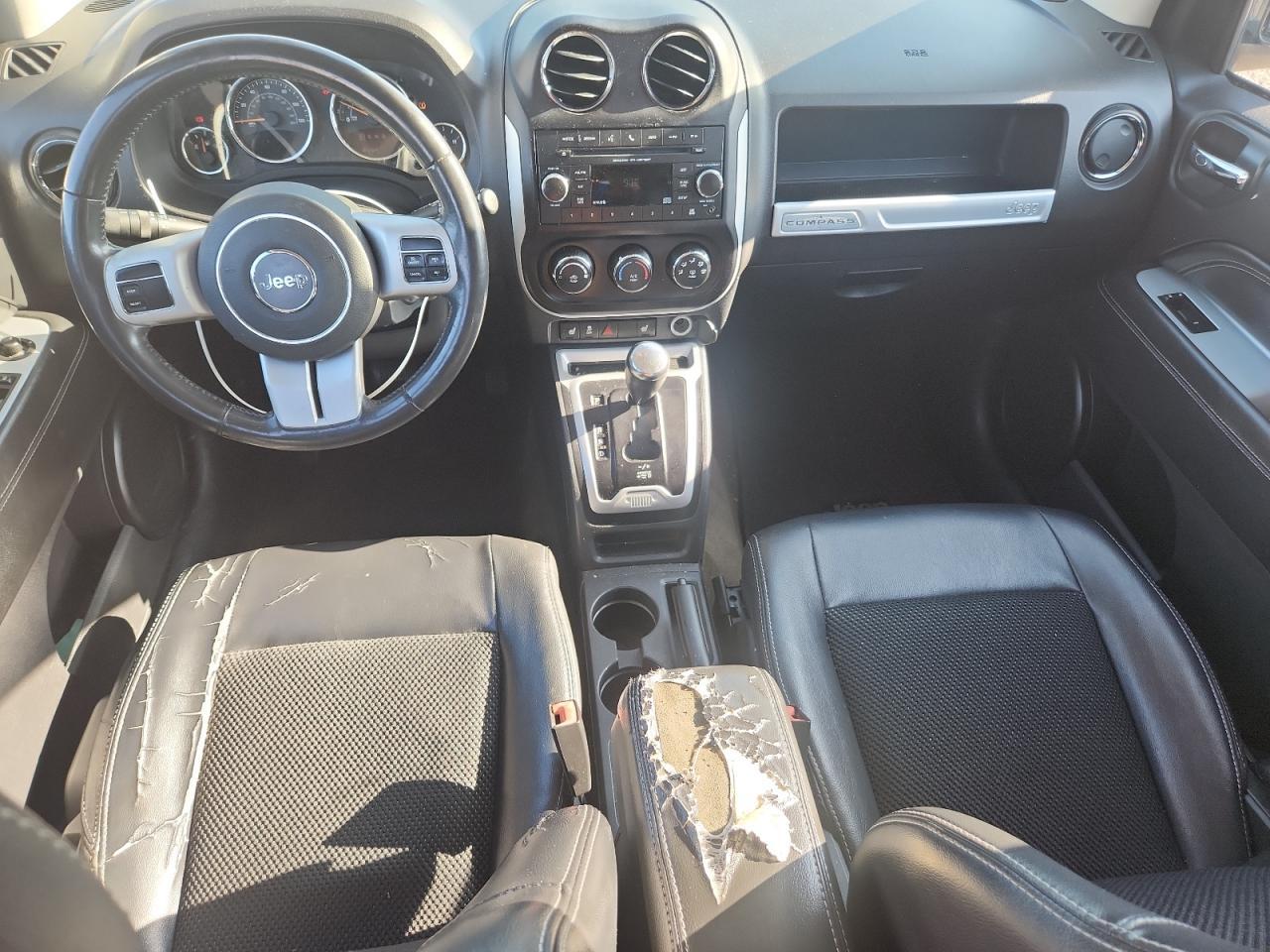 2016 Jeep Compass Latitude - zdjęcie 8