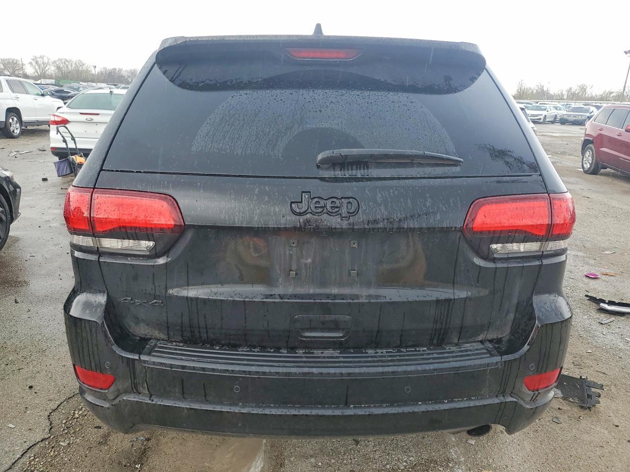 2020 Jeep Grand Cherokee Laredo - zdjęcie 6