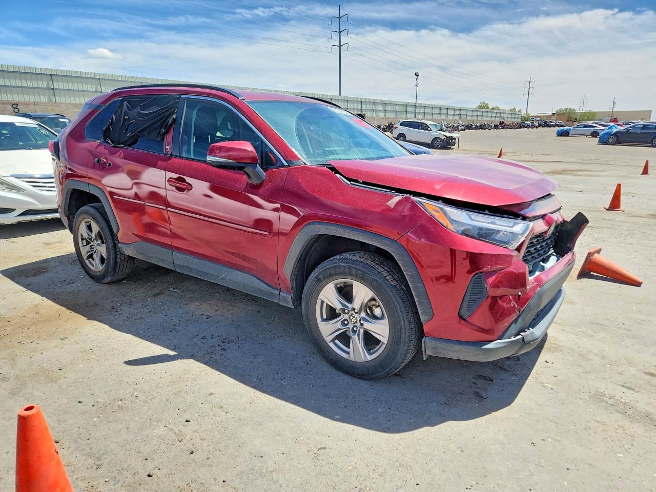 2024 Toyota Rav4 Xle - zdjęcie 4