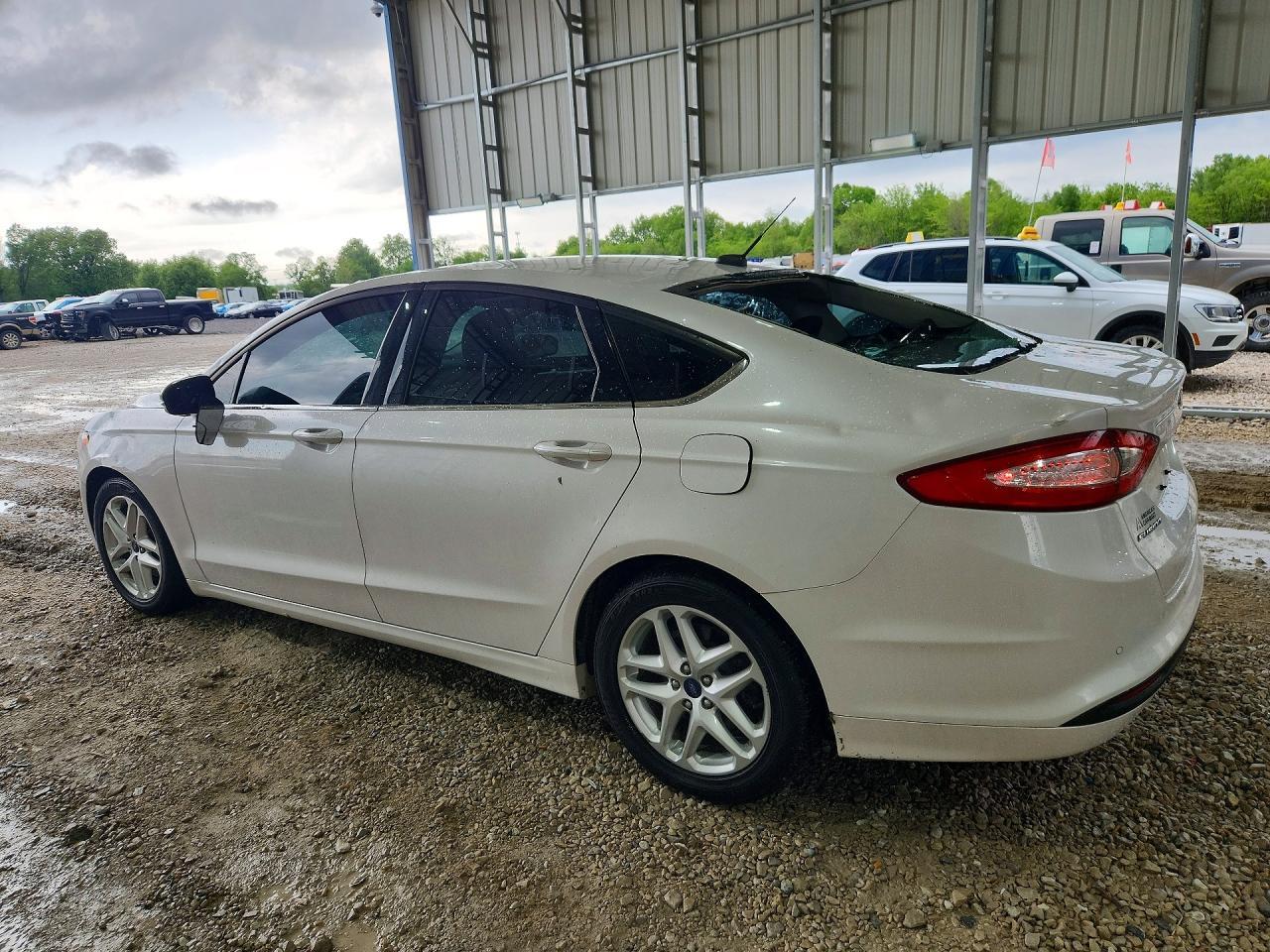 2016 Ford Fusion Se - zdjęcie 2