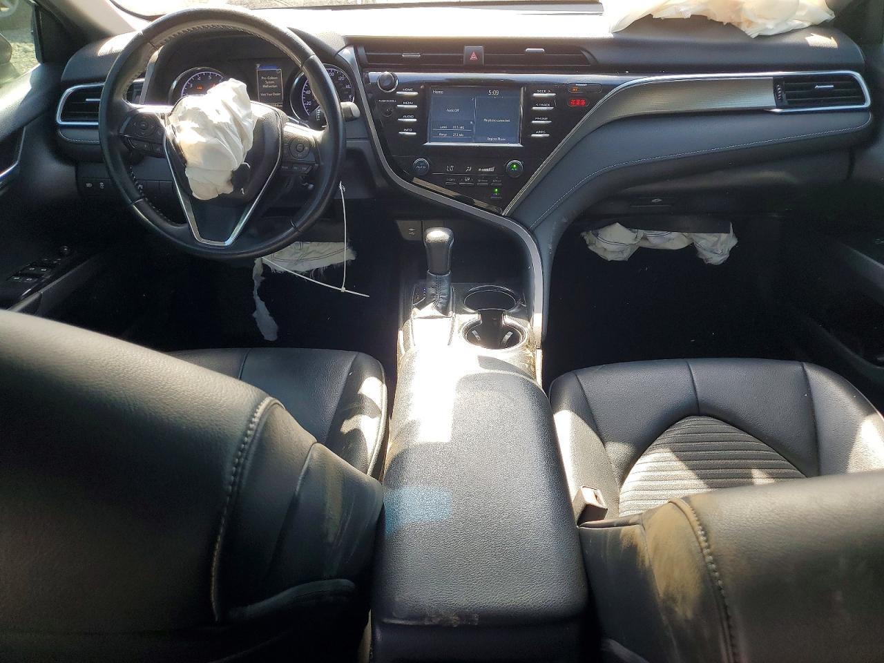 2018 Toyota Camry Se - zdjęcie 8