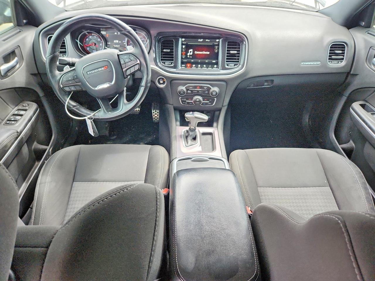 2019 Dodge Charger Scat Pack - zdjęcie 8