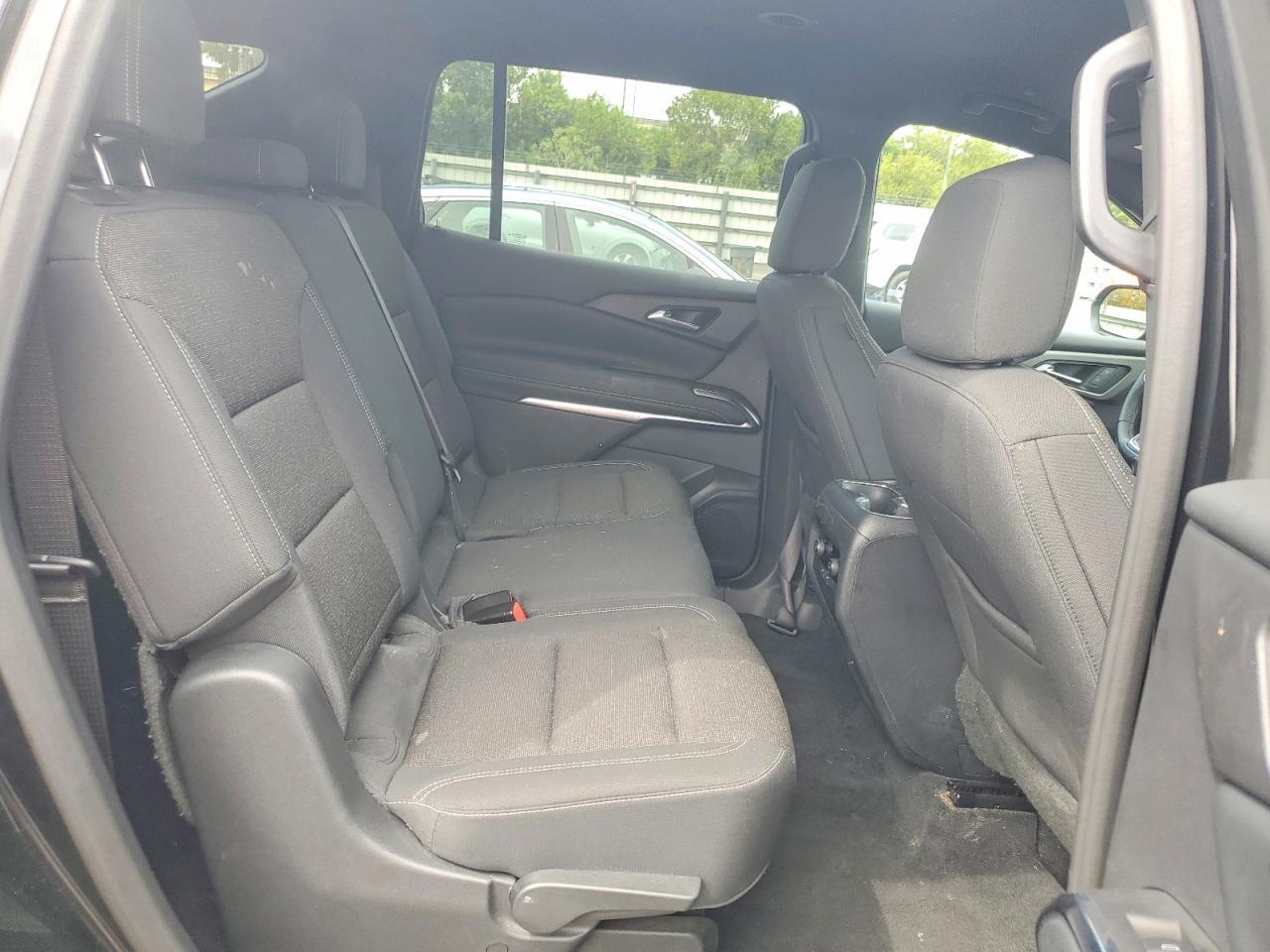 2024 Chevrolet Traverse Ls - zdjęcie 11