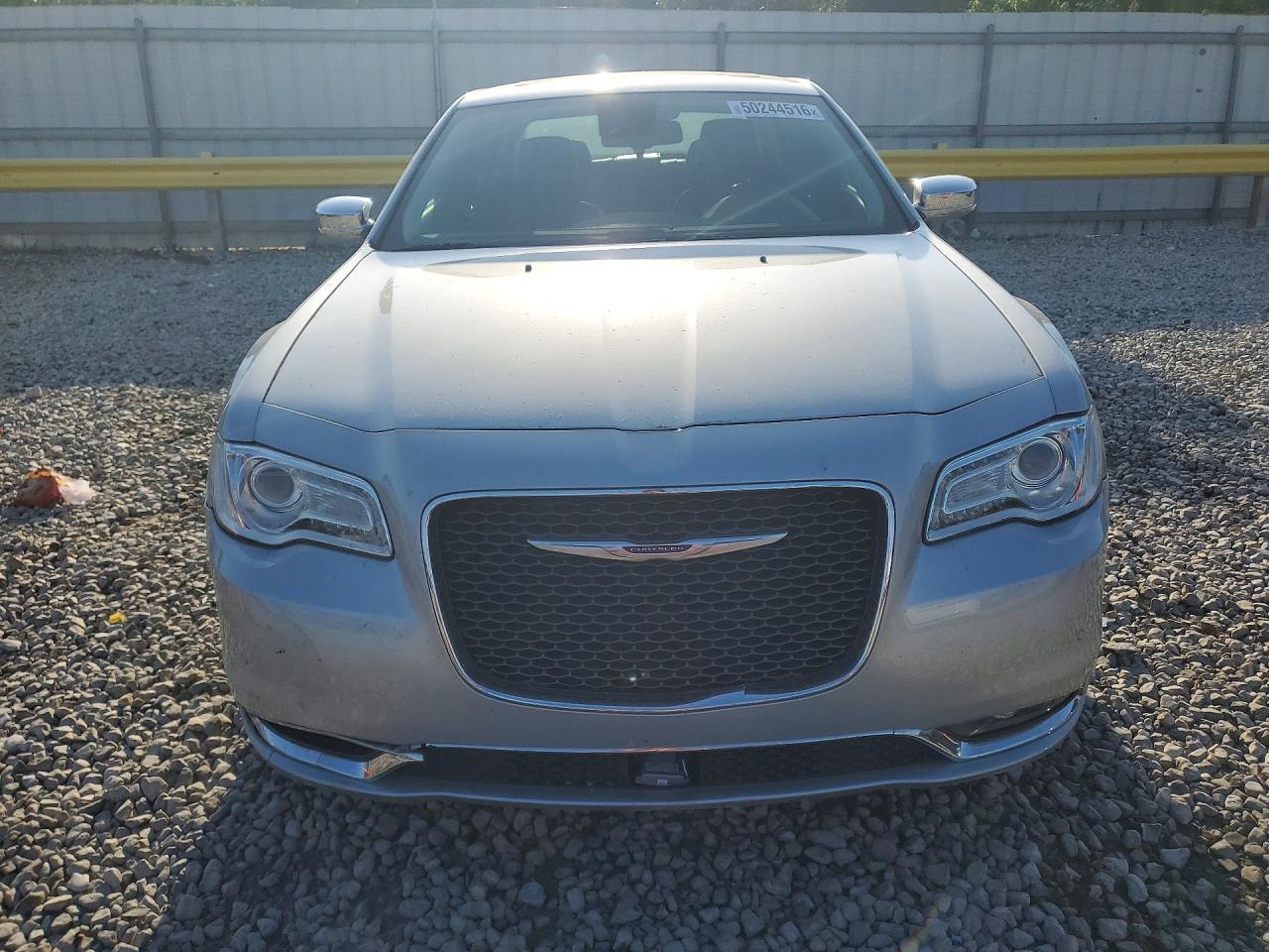 2019 Chrysler 300 Limited - zdjęcie 5