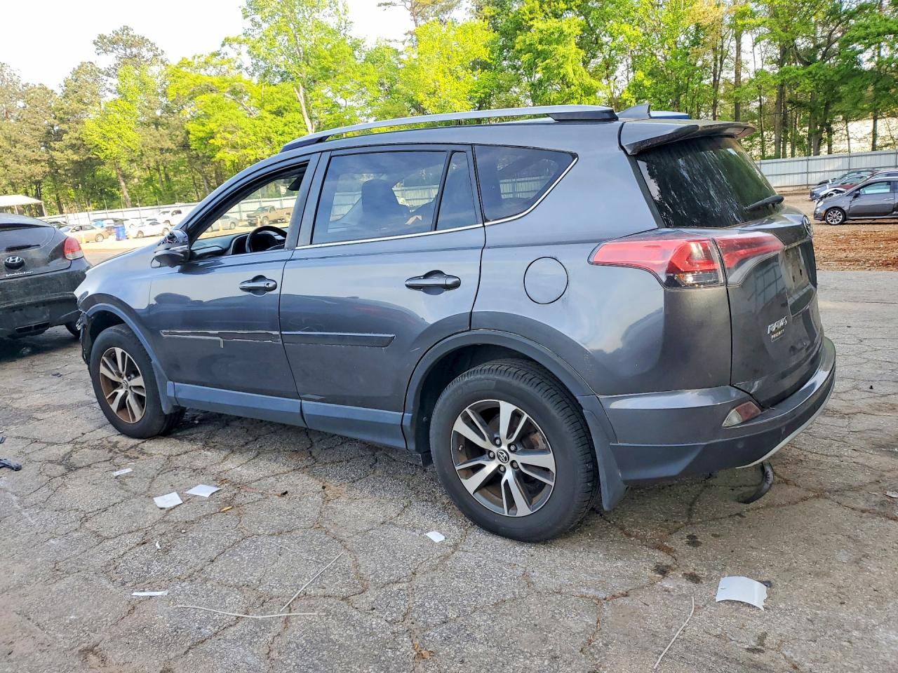 2017 Toyota Rav4 Xle - zdjęcie 2