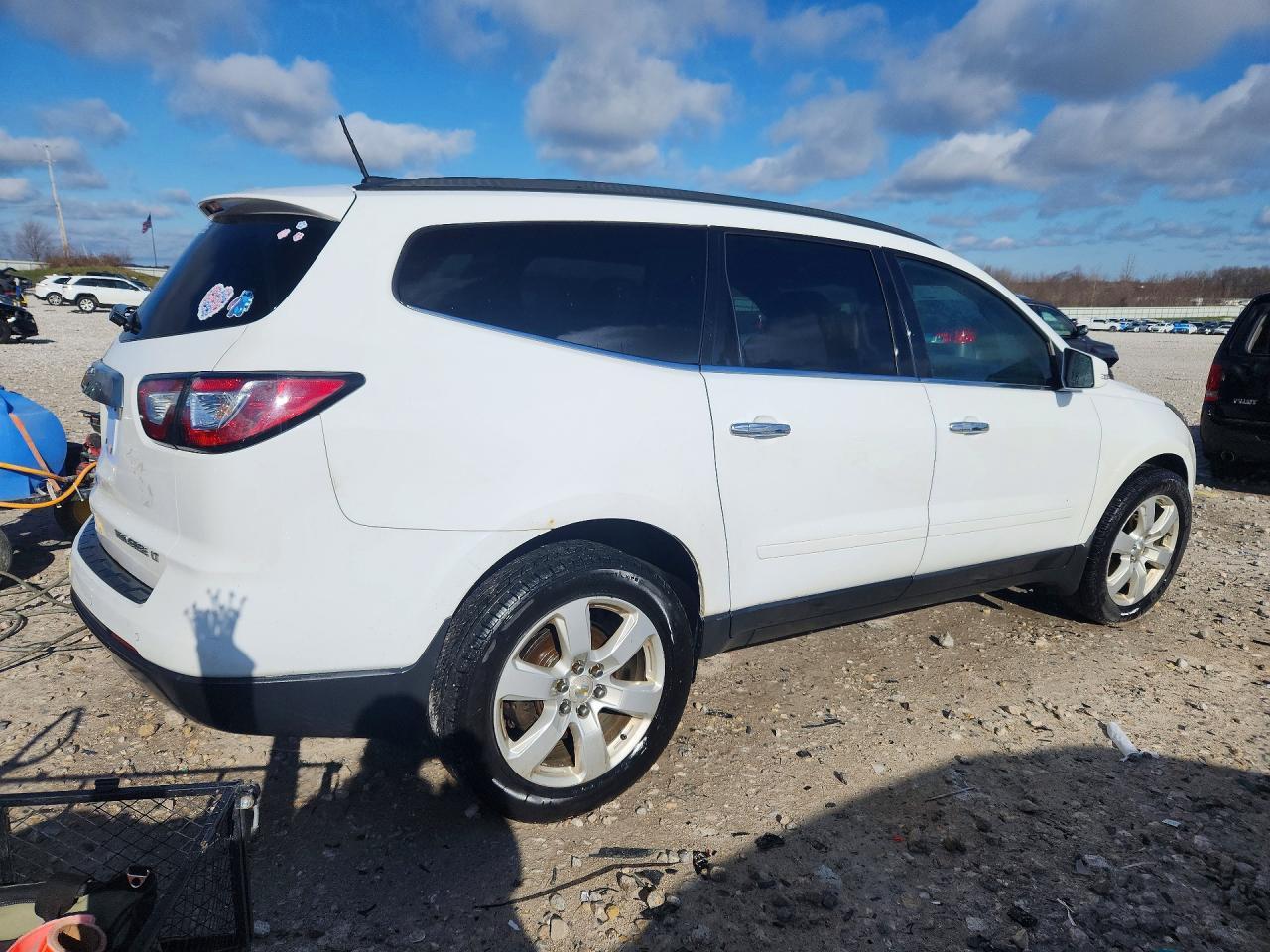 2016 Chevrolet Traverse Lt - zdjęcie 3