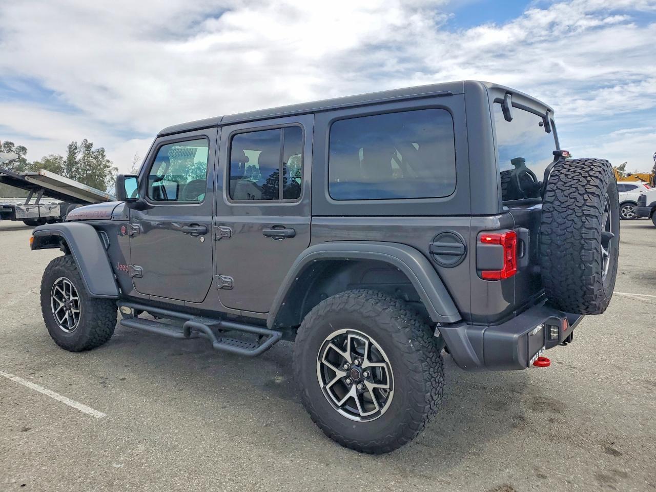 2024 Jeep Wrangler Rubicon - zdjęcie 2